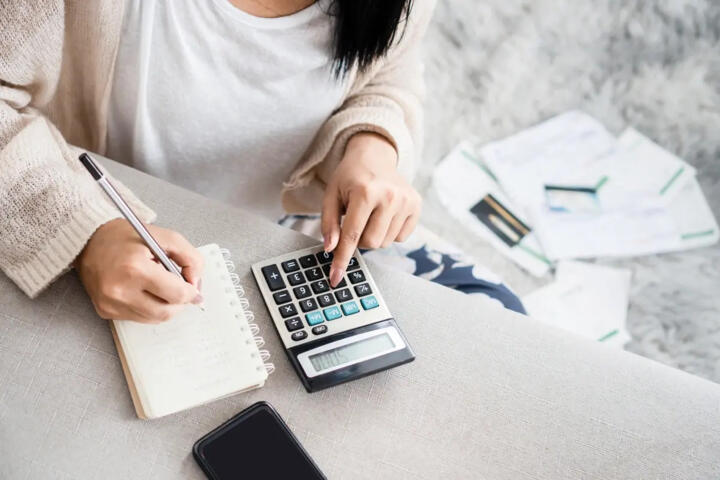How to Build a Budget Around an Irregular Income