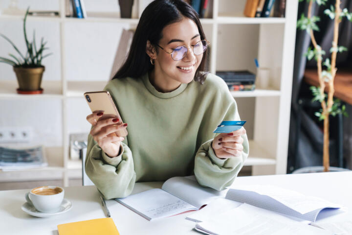 How Issuers Decide Your Starting Credit Limit