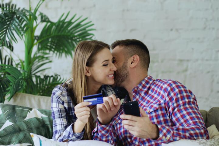 How to Split Finances Fairly as a Couple